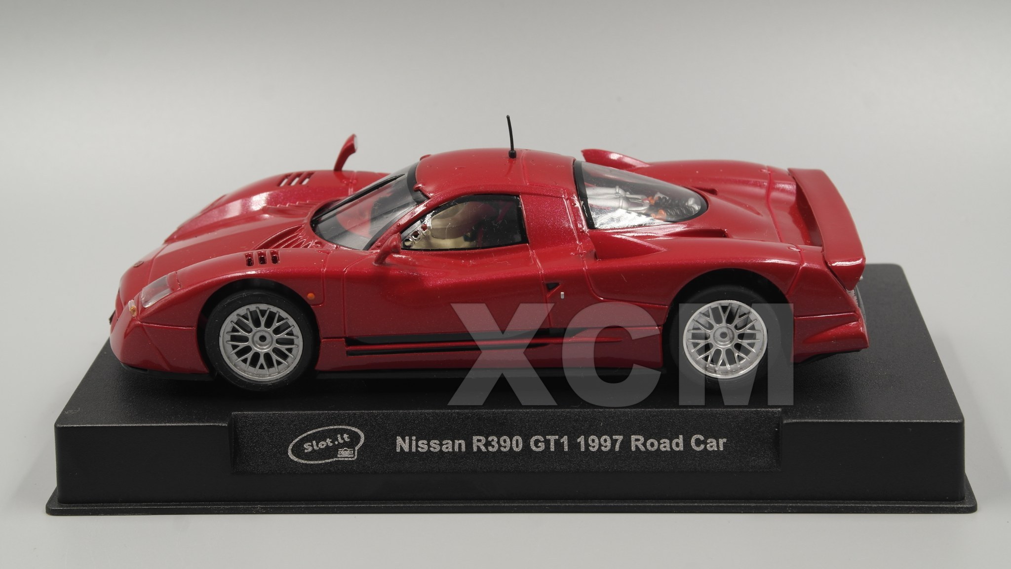 Nissan R390 GT1